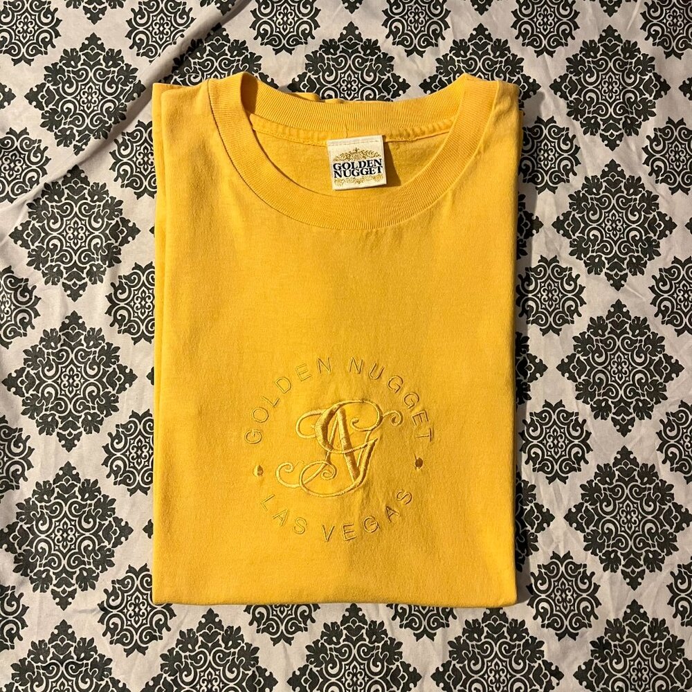 VTG 90s Golden Nugget Casino Las Vegas Yellow Embroidered Single Stitched Tee